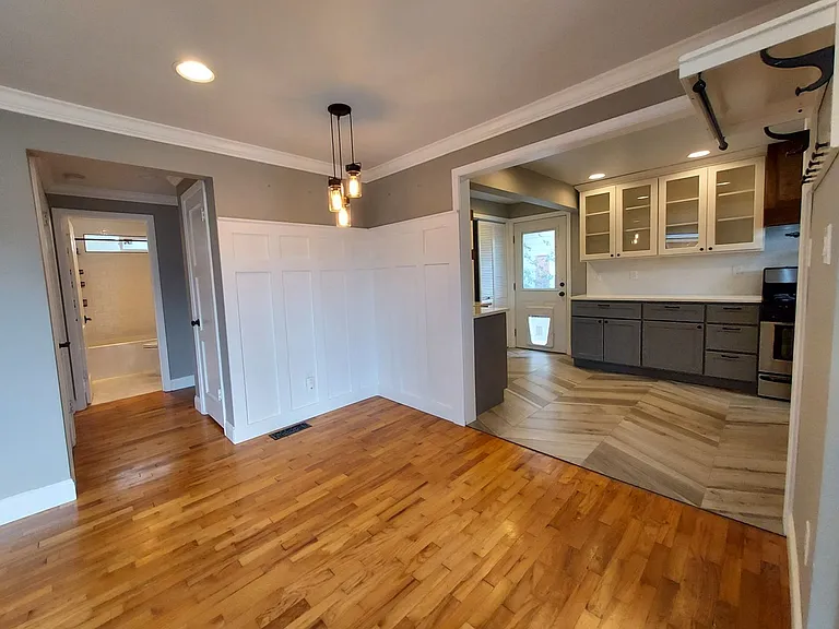 3321 N Mullen St — Photo 5