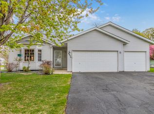 6934 4th Street Ct N, Oakdale, MN 55128