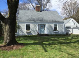 7 Placid St, Trumbull, CT 06611