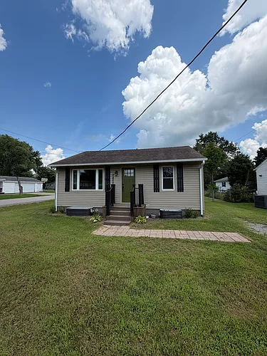 2800 Goodman St #1 Photo 1
