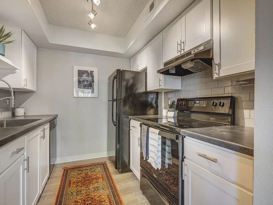 Riverbend apartments community photo