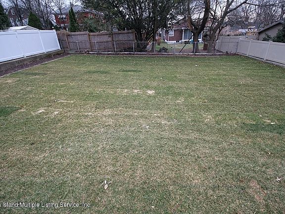 3rd image of 420 Bard Ave