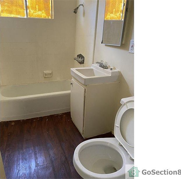 2nd image of 1414 Citrus St APT 35