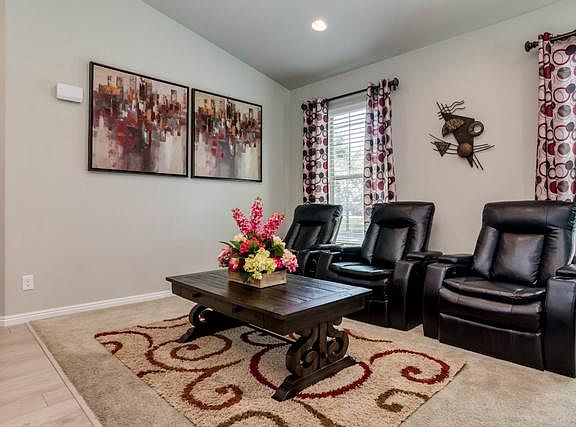 5th image of 3088 S Newington Ln