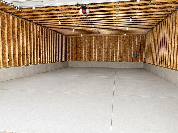 3rd image of 2385 W Orland Rd