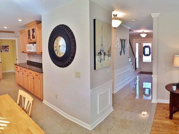 2nd image of 4515 E Loos Cres