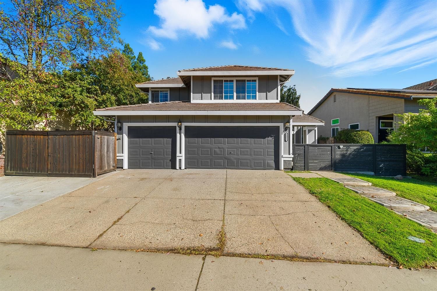 8885 Springhurst Dr, Elk Grove, CA 95624 | Zillow