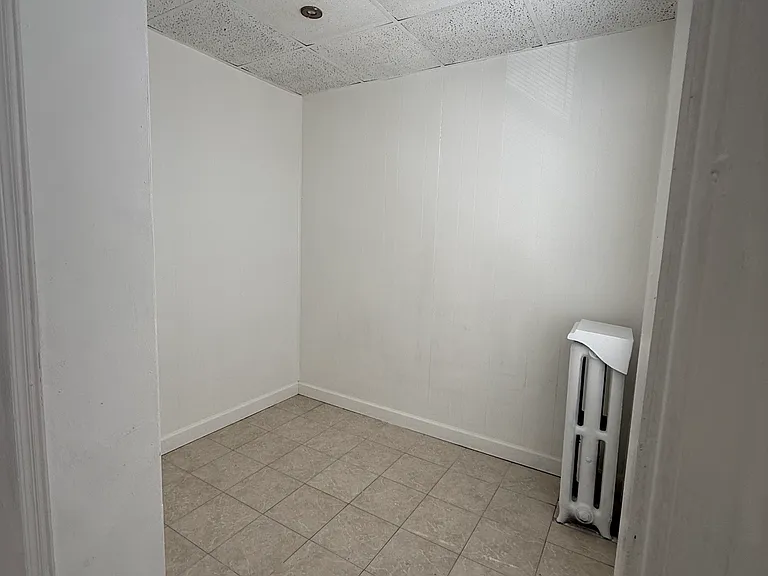 406 67th St #2 — Photo 2