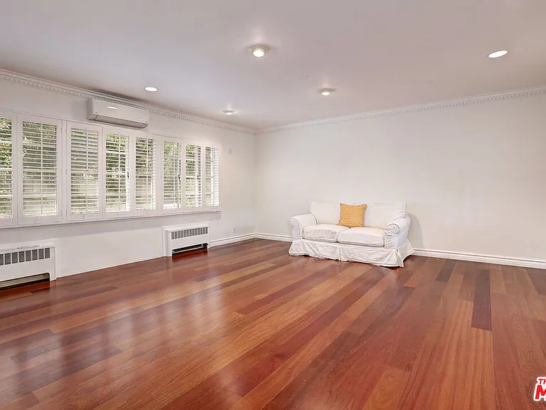 11901 W Sunset Blvd #104 — Photo 4