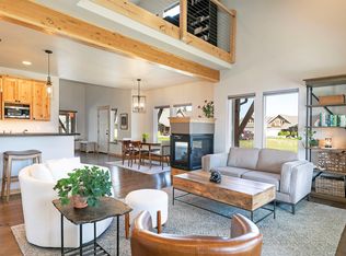 10 Lone Pine Trl, Hamilton, MT 59840