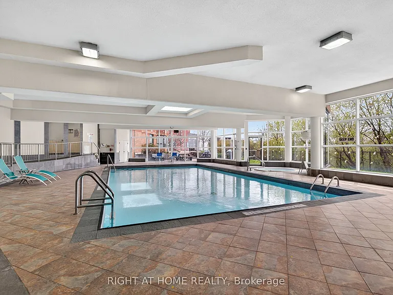 6 Humberline Dr #323 — Photo 35