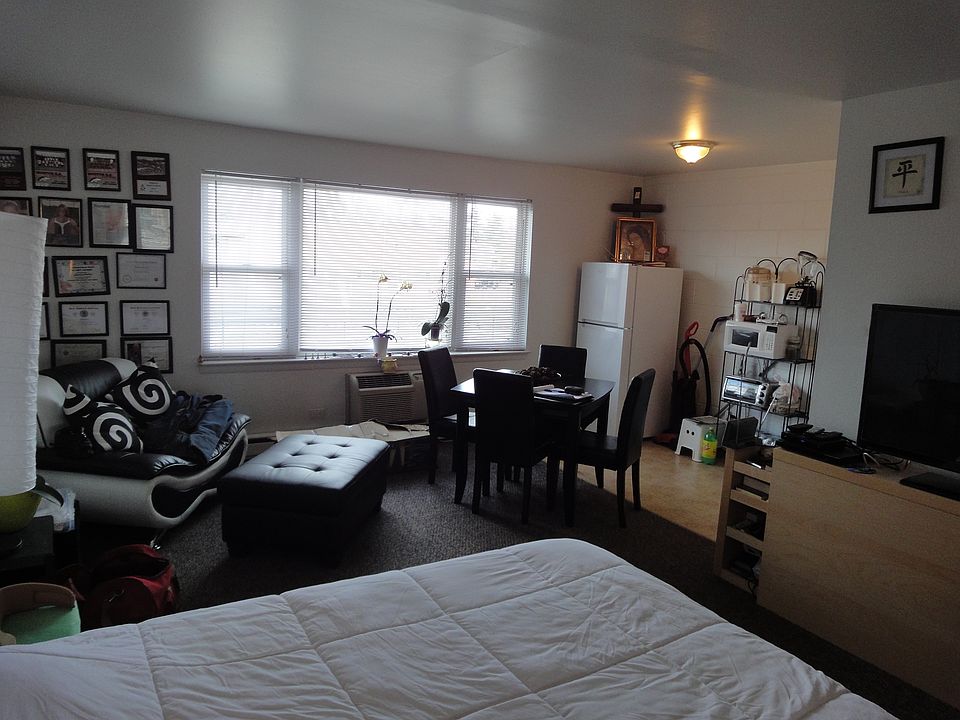 1st image of 6606 W Windsor Ave APT E1