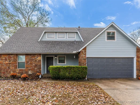 621 W 18th St S, Claremore, OK 74019