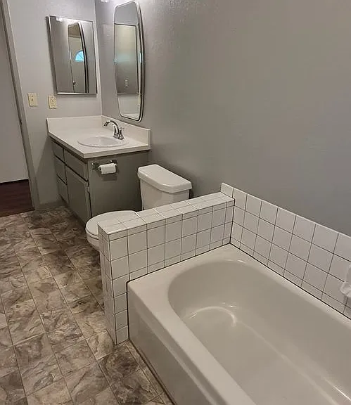 1121 Swallow Ln — Photo 13