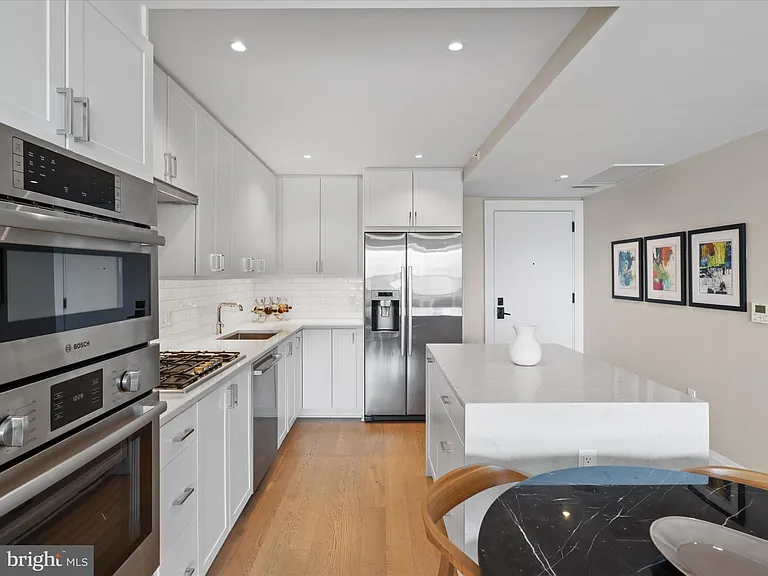 925 N Fairfax St #704 — Photo 10