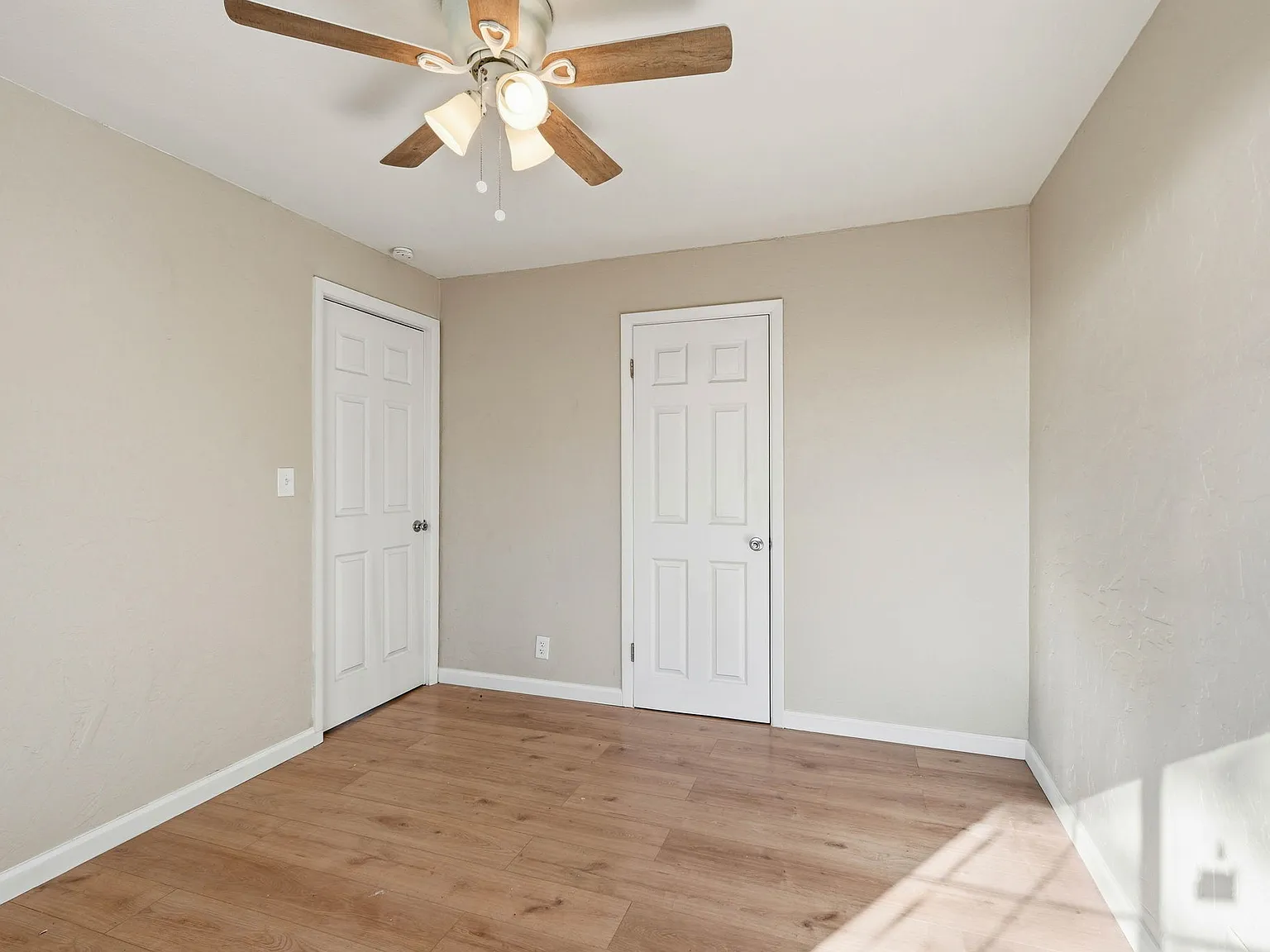 2 bed, 780 sqft, $1,700 — Photo 3