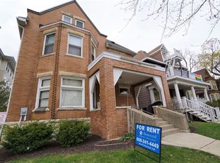 418 W Main St APT 3, Madison, WI 53703