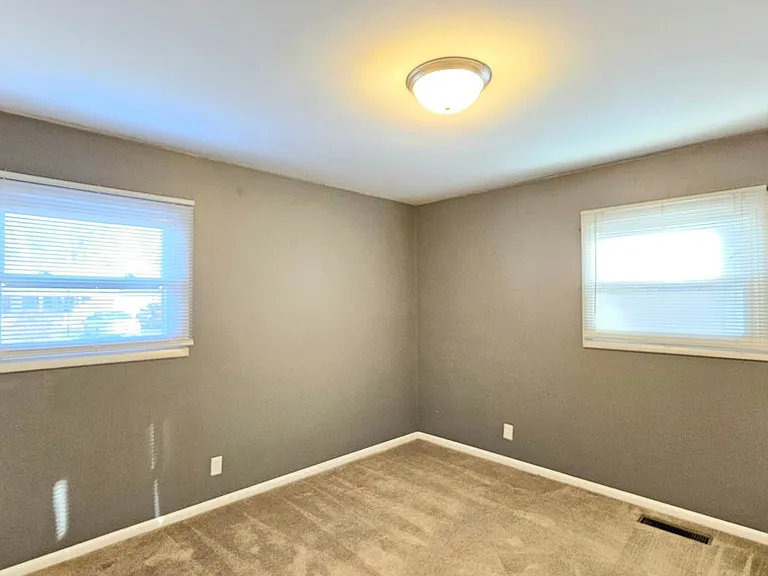 1205 Hoyt St — Photo 9