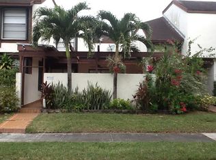 9733 NW 4th Ln, Miami, FL 33172