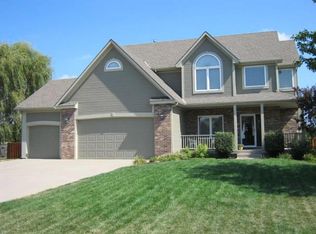 200 SE Chelsea Cir, Lees Summit, MO 64063
