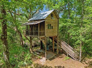 253 Persimmon Rd, Sopchoppy, FL 32358