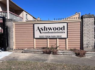 10203 Forum Park Dr APT 230, Houston, TX 77036