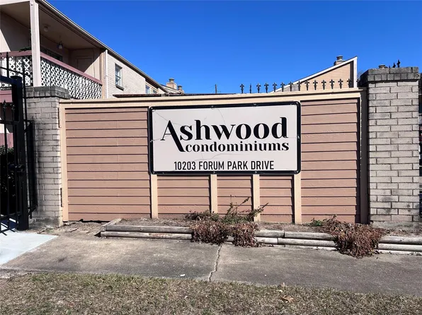 10203 Forum Park Dr APT 230, Houston, TX 77036