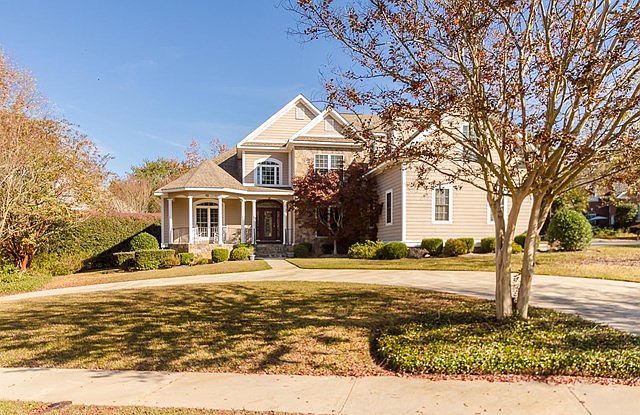 1st image of 301 Long Cove Ct
