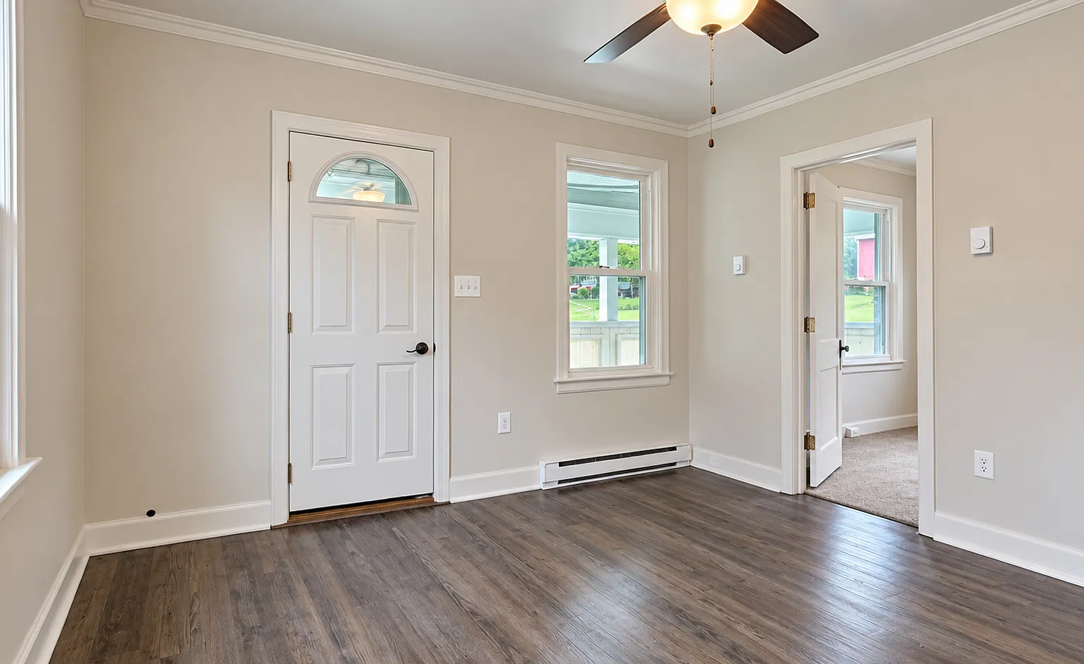 3 bed, 1104 sqft, $1,695 — Photo 3
