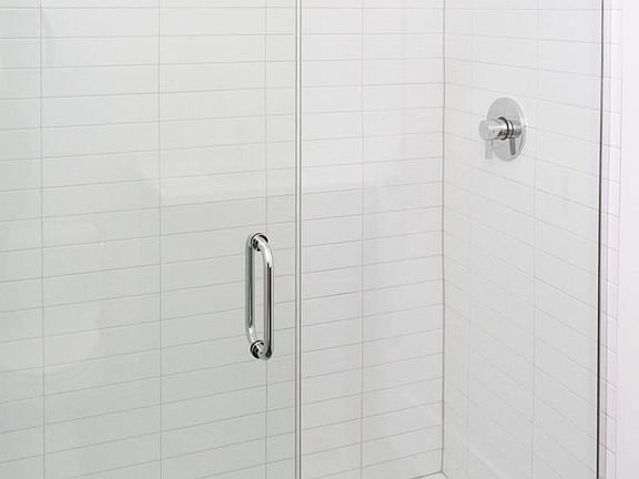 5th image of 3208 N Southport Ave Penthouse 2