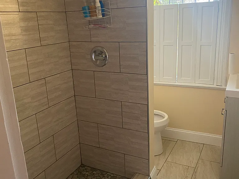 403 Seward Sq SE #1 — Photo 6