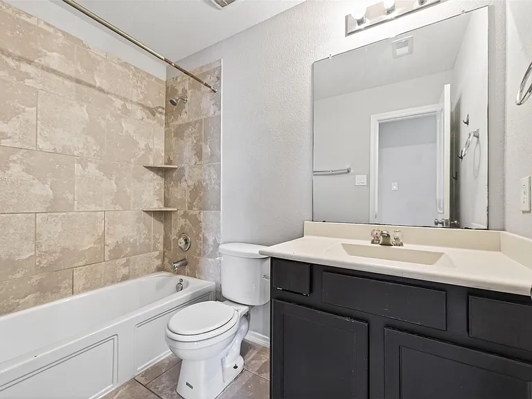 1326 Seagler Pond Ln — Photo 47