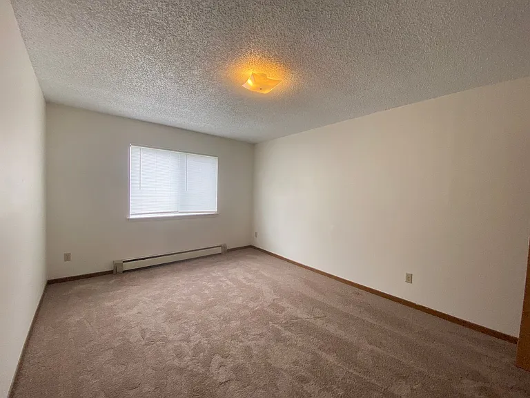 624 S. Gilbert Street — Photo 23