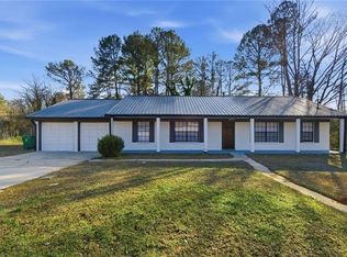 1999 Sewing Cir, Lithonia, GA 30058