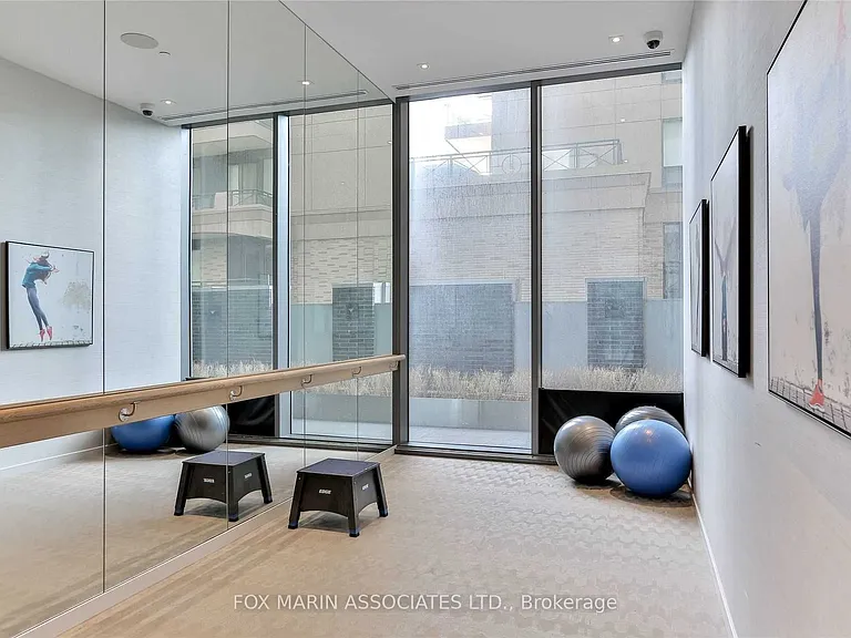 42 Charles St E #2108 — Photo 22