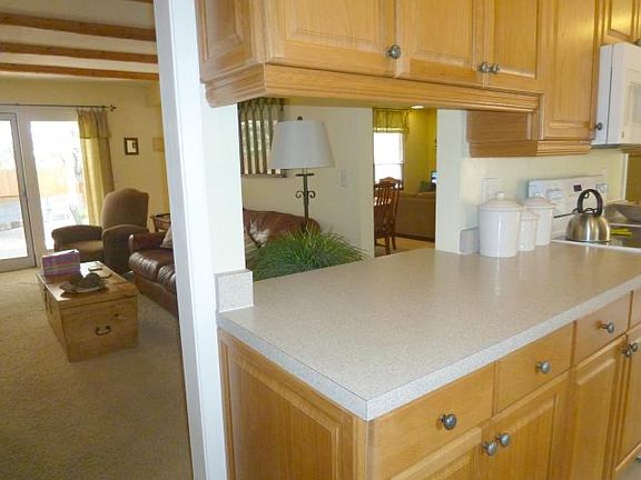4th image of 6113 Torreon Dr NE