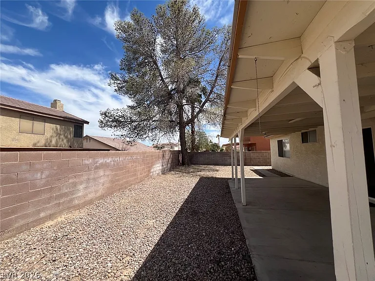4348 Apex Dr — Photo 30