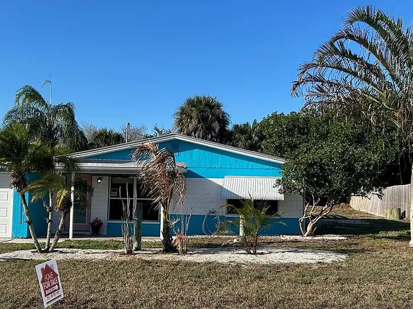 1575 NE Hilltop St, Jensen Beach, FL 34957