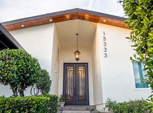 13333 Kittridge St, Van Nuys, CA 91401