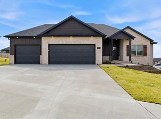 2624 W Webb Rd, Ozark, MO 65721