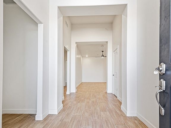3rd image of 3664 Red Arroyo Dr #2