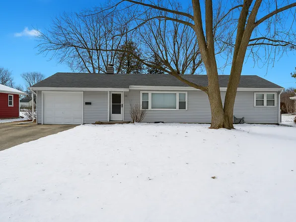 740 N Elmwood Dr, Aurora, IL 60506