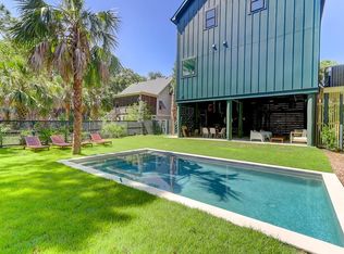405 W Indian Ave, Folly Beach, SC 29439