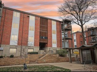 1012 Emery Rd #B-B02, Lawrence, KS 66044