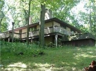 10221 Okemos Rd, Portland, MI 48875