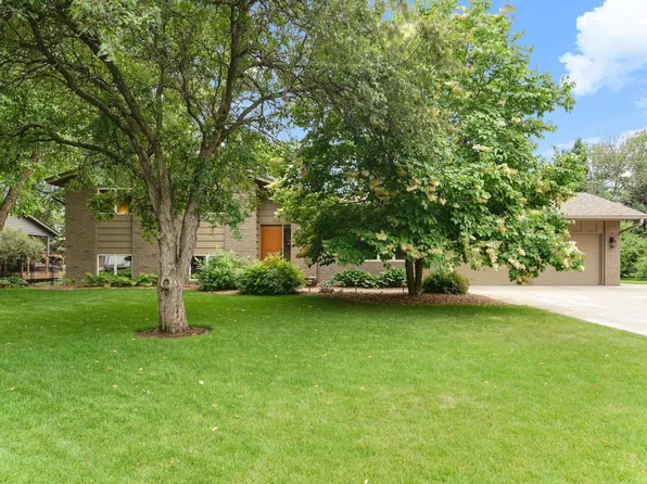 1333 23rd St W, Hastings, MN 55033