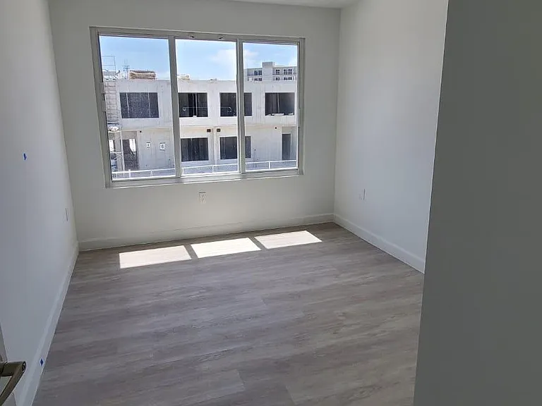 25871 SW 139th Ave — Photo 14