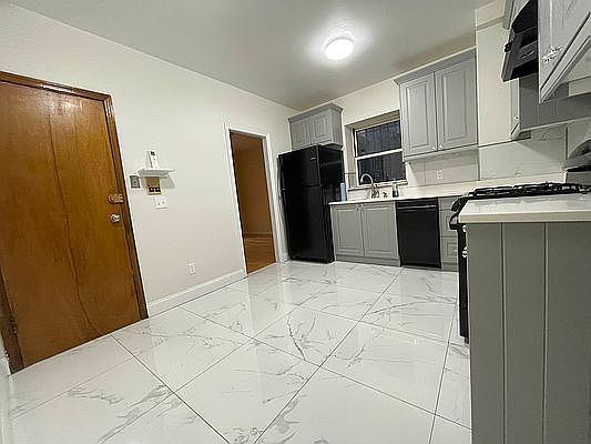 3rd image of 3412 31st Ave Floor 2