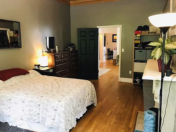 4th image of 95 Dale St #1