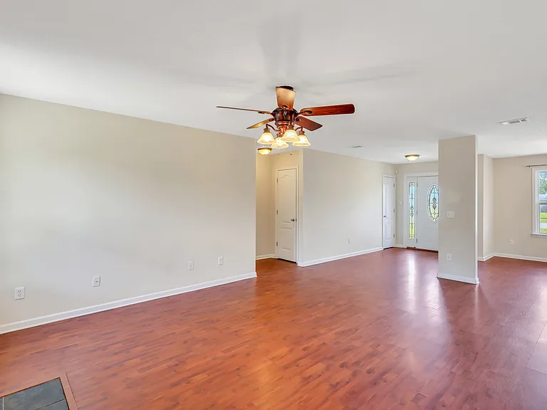 233 Madison Belle Ln — Photo 11